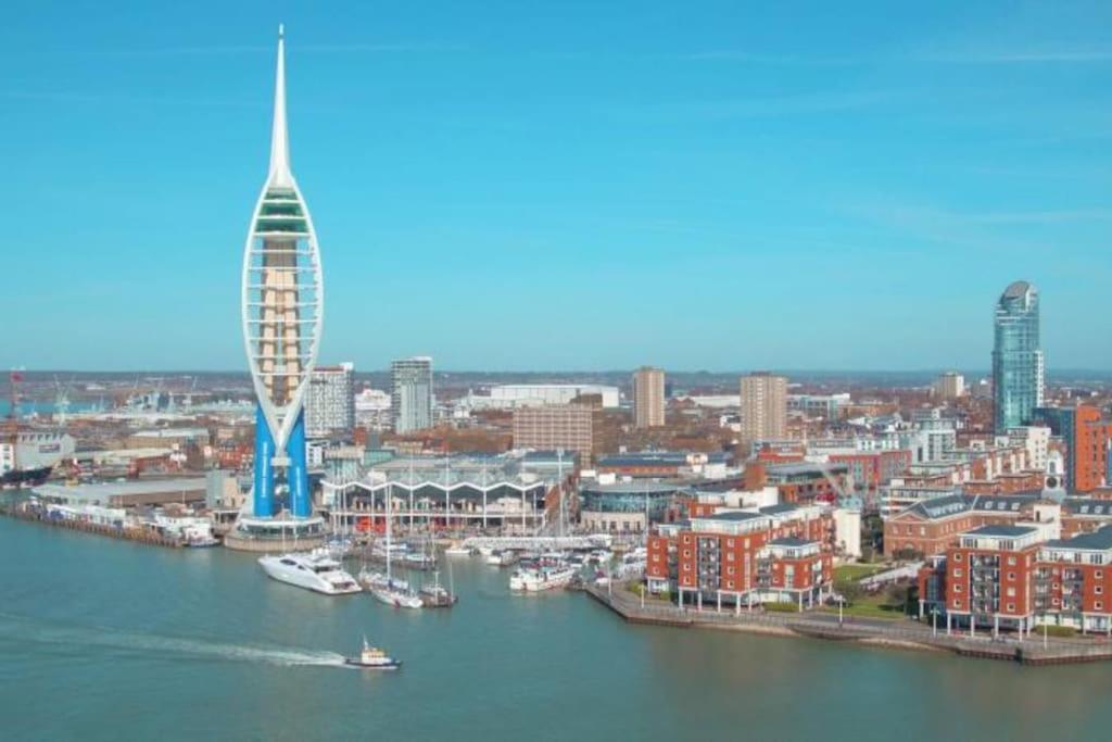 Coastal Comfort Getaway Portsmouth Esterno foto